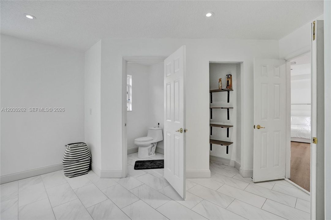 For Sale: $1,149,999 (5 beds, 4 baths, 3622 Square Feet)