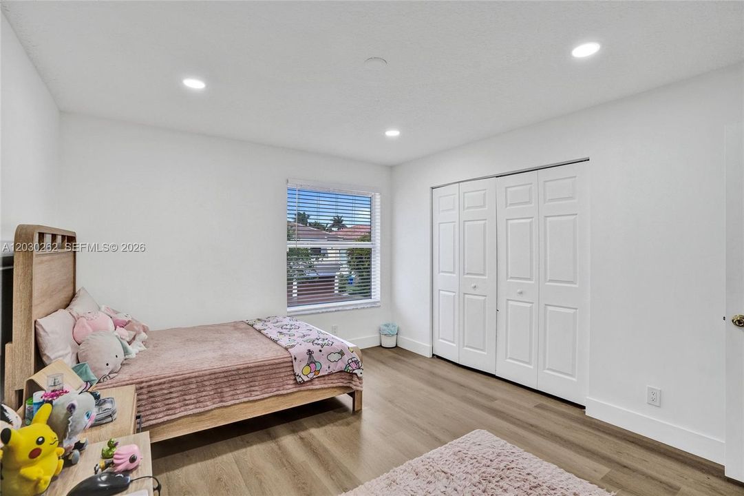 For Sale: $1,149,999 (5 beds, 4 baths, 3622 Square Feet)