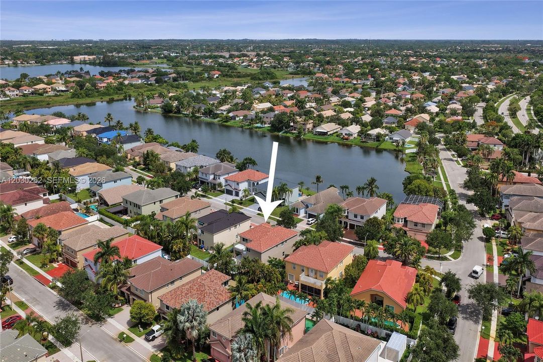 For Sale: $1,149,999 (5 beds, 4 baths, 3622 Square Feet)