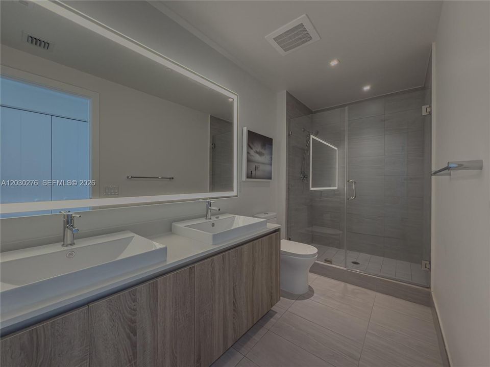 For Rent: $4,800 (2 beds, 2 baths, 1100 Square Feet)