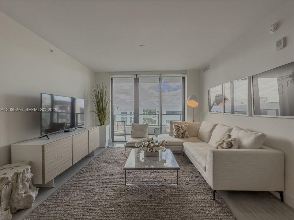 For Rent: $4,800 (2 beds, 2 baths, 1100 Square Feet)