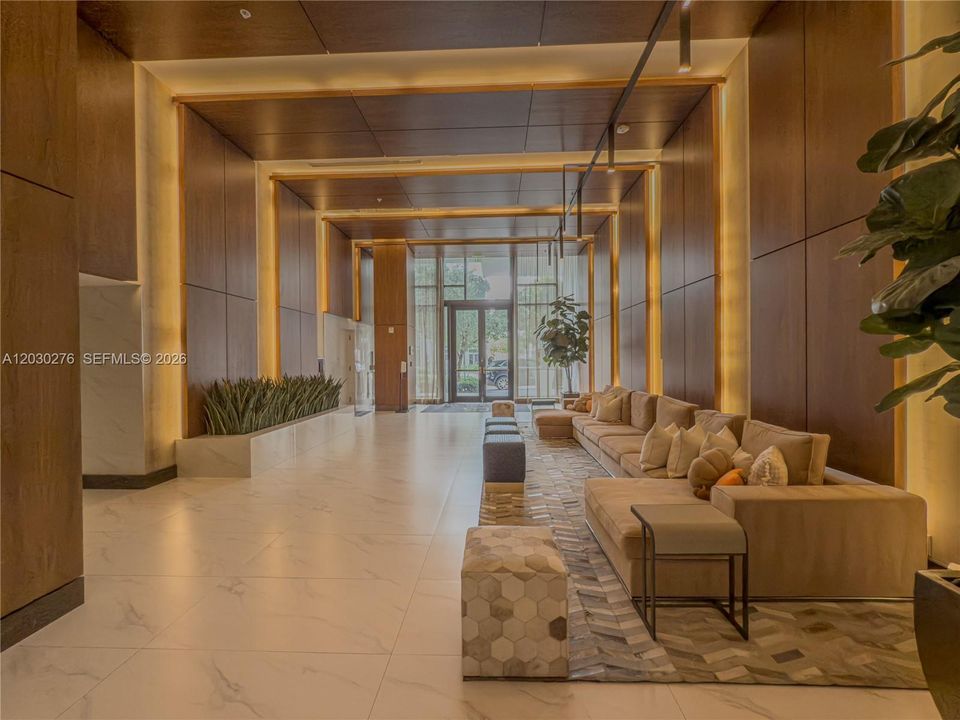 For Rent: $4,800 (2 beds, 2 baths, 1100 Square Feet)