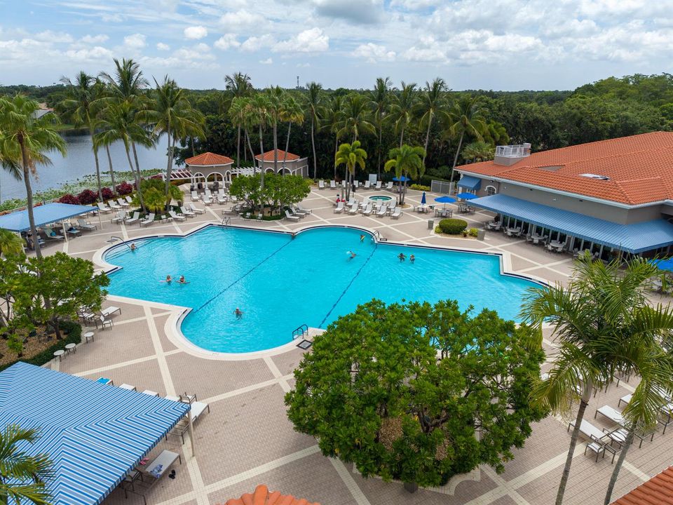 Resort Style Community Pool