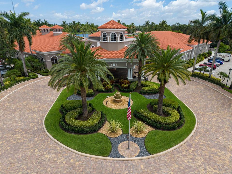 Grand Bellaggio Clubhouse