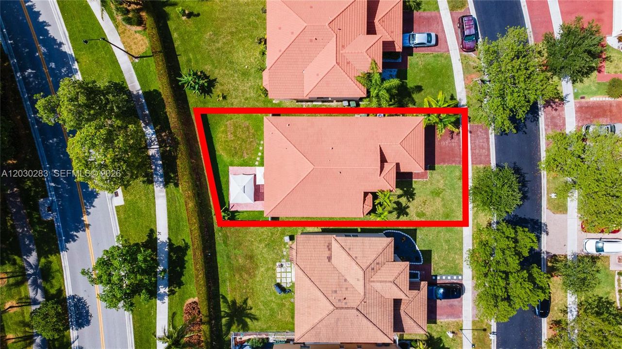 На продажу: $520,000 (4 спален, 2 ванн, 1820 Квадратных фут)