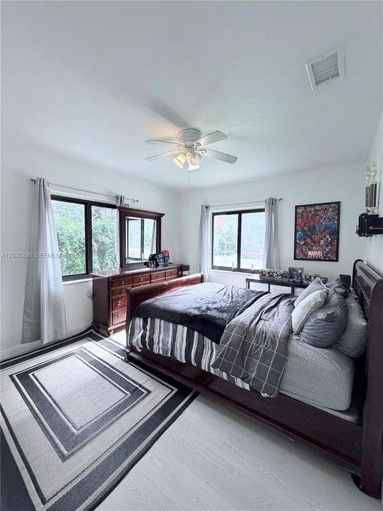 For Rent: $12,000 (4 beds, 2 baths, 1740 Square Feet)
