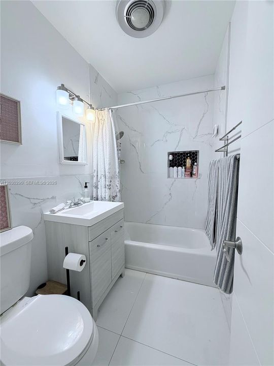For Rent: $12,000 (4 beds, 2 baths, 1740 Square Feet)