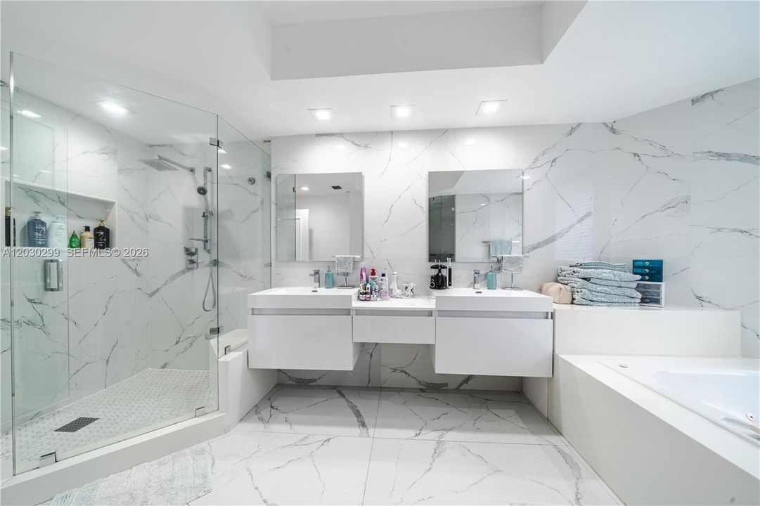 For Sale: $1,169,000 (3 beds, 2 baths, 2440 Square Feet)
