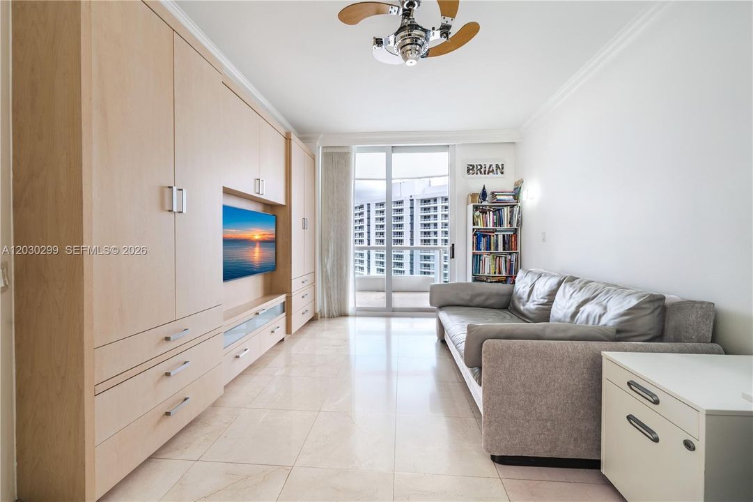 For Sale: $1,169,000 (3 beds, 2 baths, 2440 Square Feet)