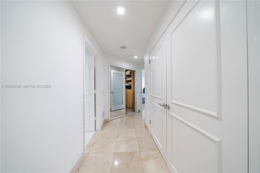 For Sale: $1,169,000 (3 beds, 2 baths, 2440 Square Feet)
