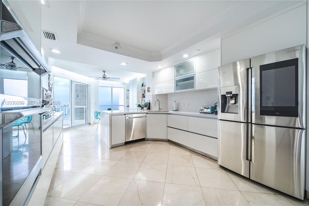 For Sale: $1,169,000 (3 beds, 2 baths, 2440 Square Feet)