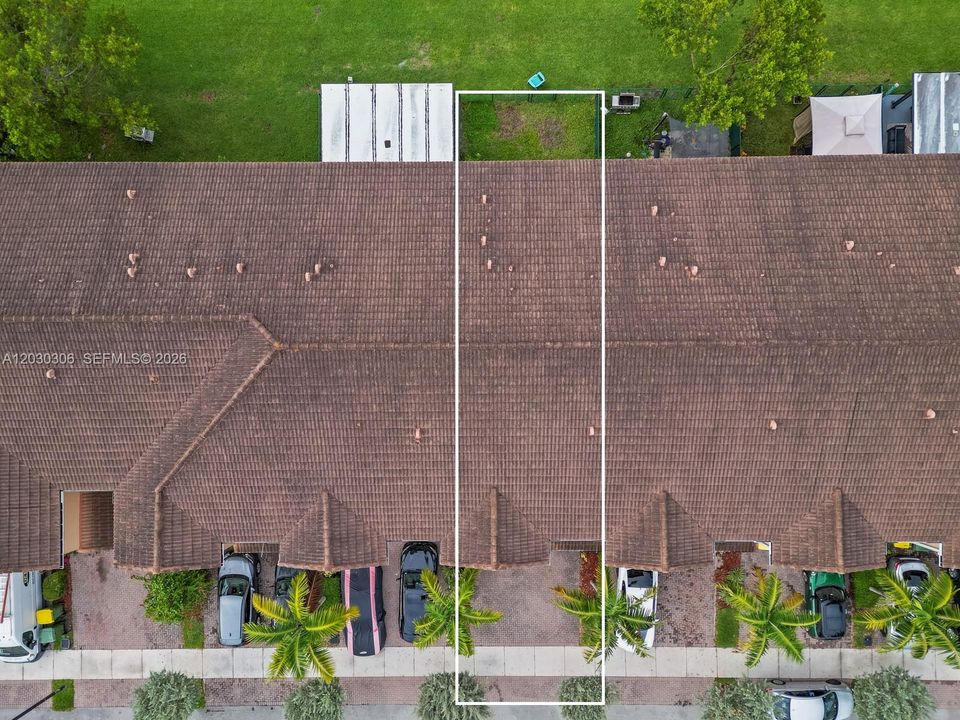 En Venta: $402,999 (4 camas, 3 baños, 1916 Pies cuadrados)