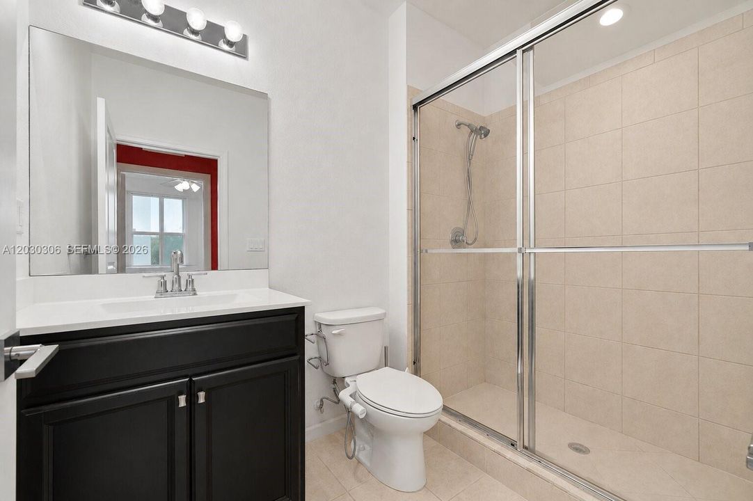 En Venta: $402,999 (4 camas, 3 baños, 1916 Pies cuadrados)