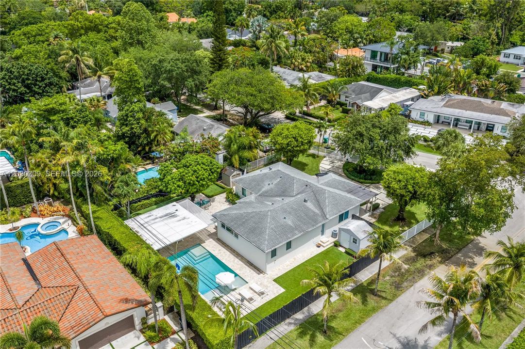 En Venta: $1,685,000 (5 camas, 4 baños, 2053 Pies cuadrados)