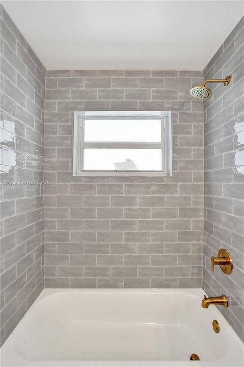 Active With Contract: $379,900 (2 beds, 2 baths, 1361 Square Feet)