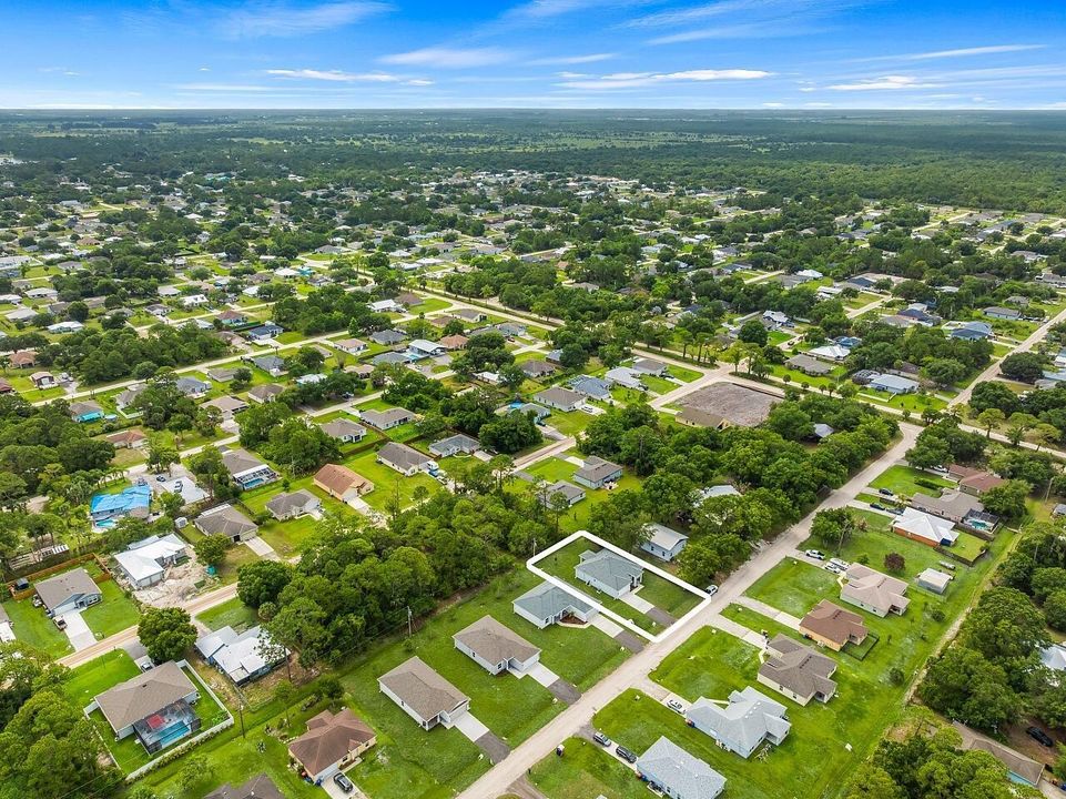 8186-104th-Ct-HigMedia-007-1280