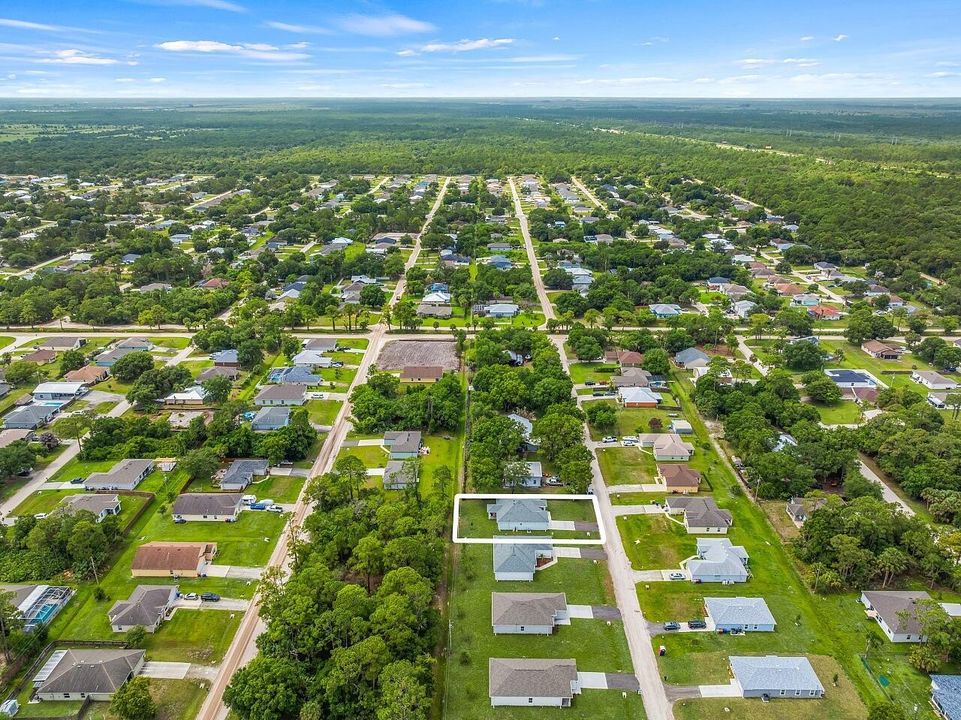 8186-104th-Ct-HigMedia-006-1280