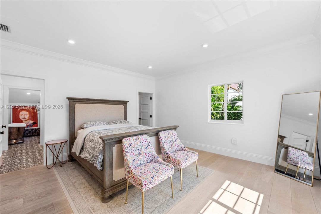 En Venta: $4,695,000 (4 camas, 3 baños, 3140 Pies cuadrados)