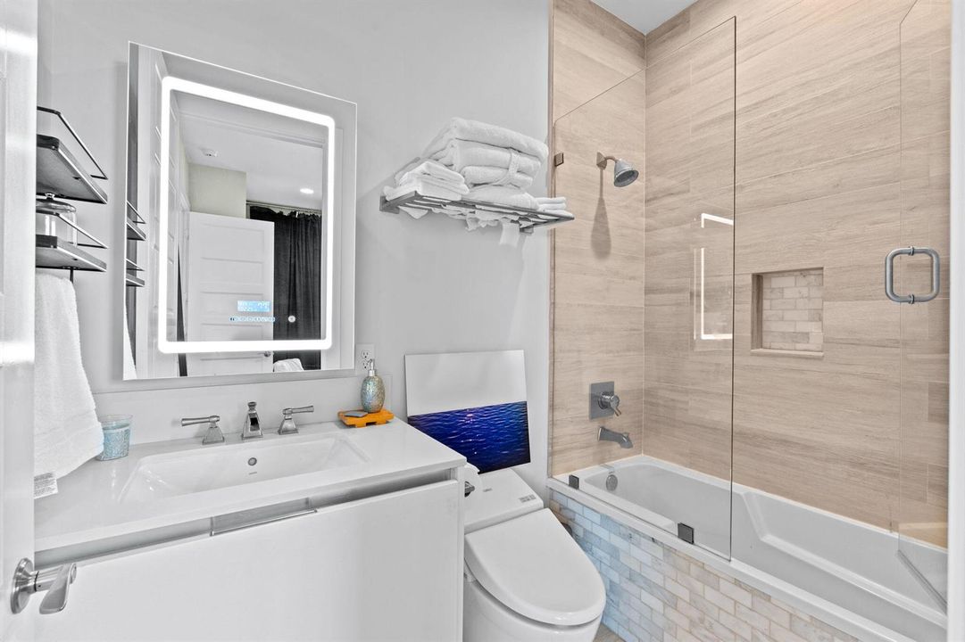 30-web-or-mls-A7404590
