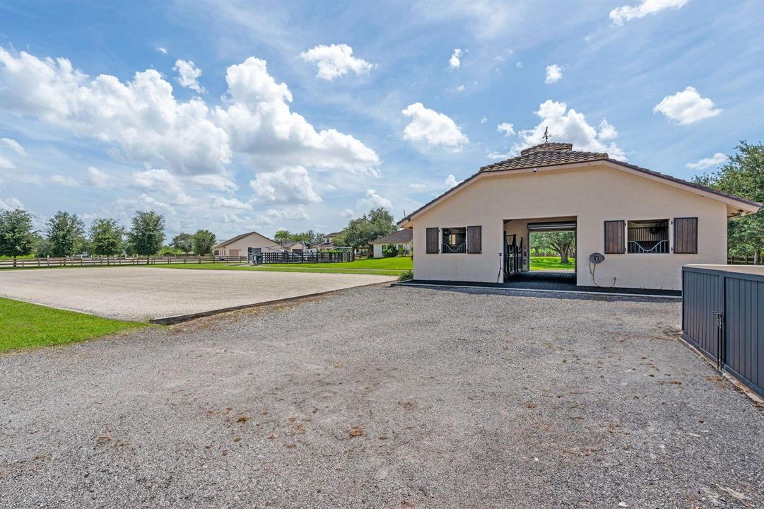 110-web-or-mls-A7408586