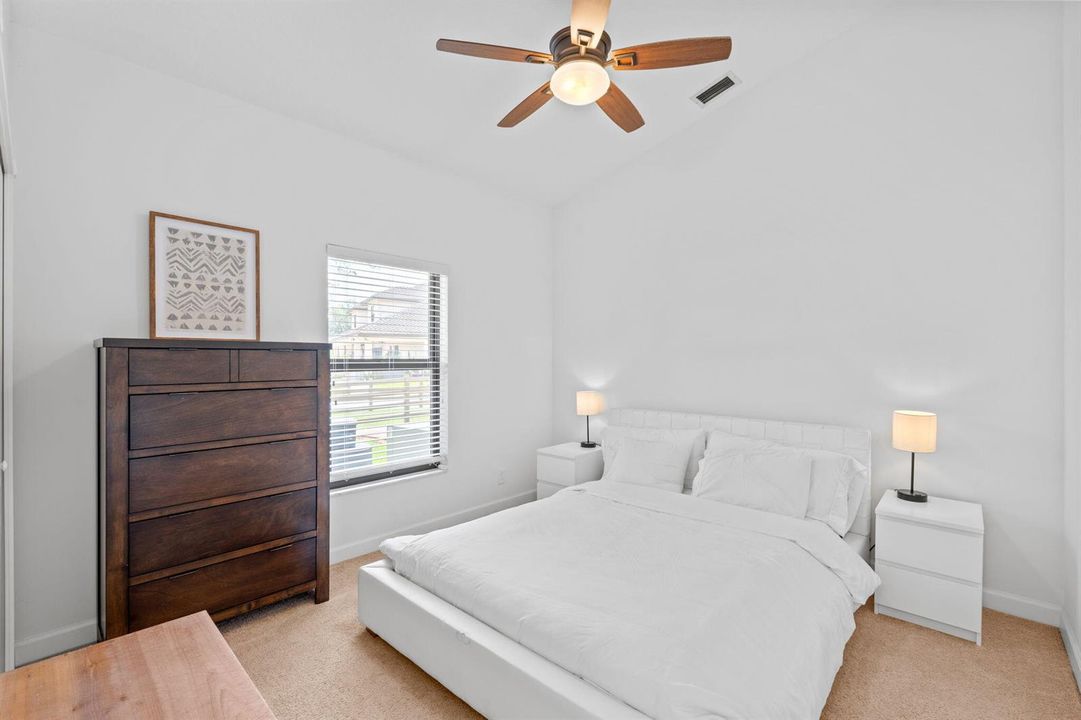 67-web-or-mls-A7408430