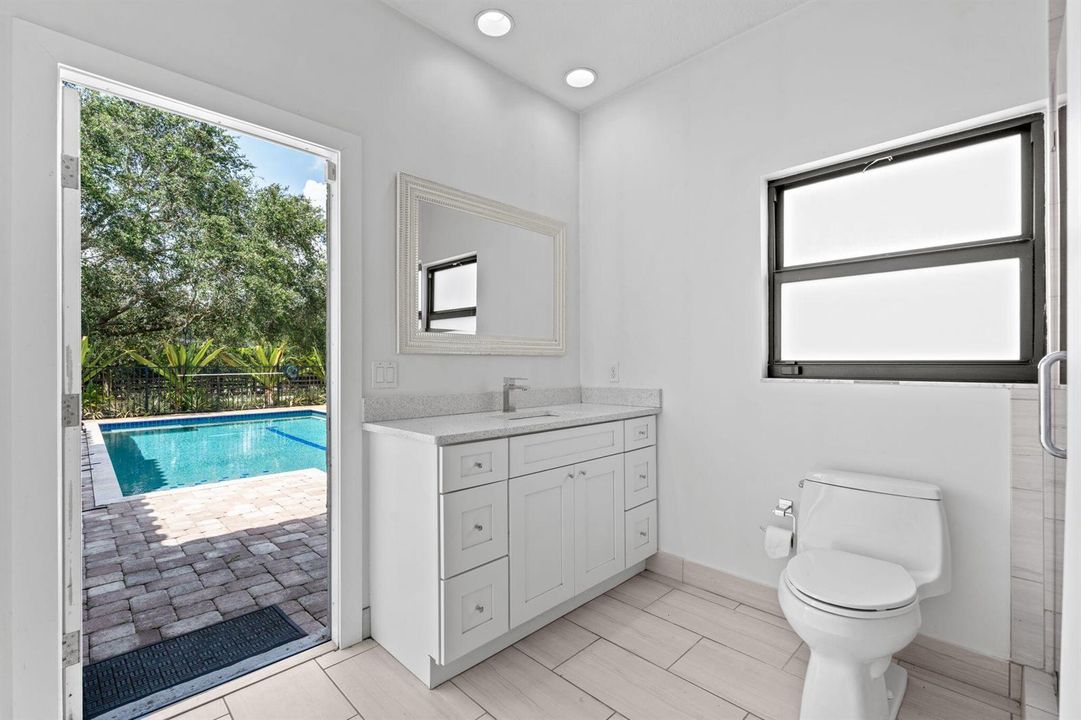 96-web-or-mls-A7408550