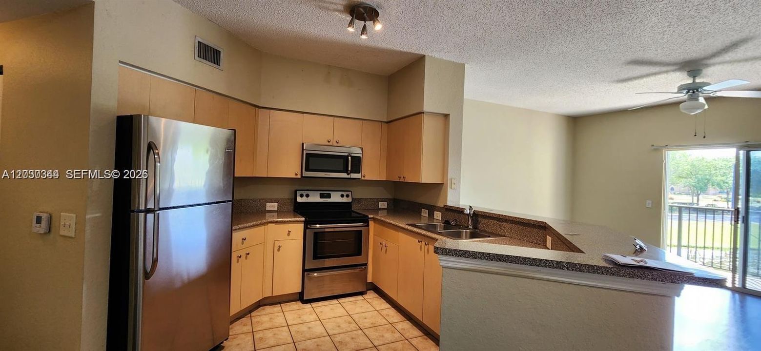 For Rent: $2,150 (2 beds, 2 baths, 1024 Square Feet)