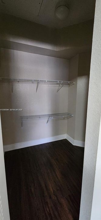 For Rent: $2,150 (2 beds, 2 baths, 1024 Square Feet)