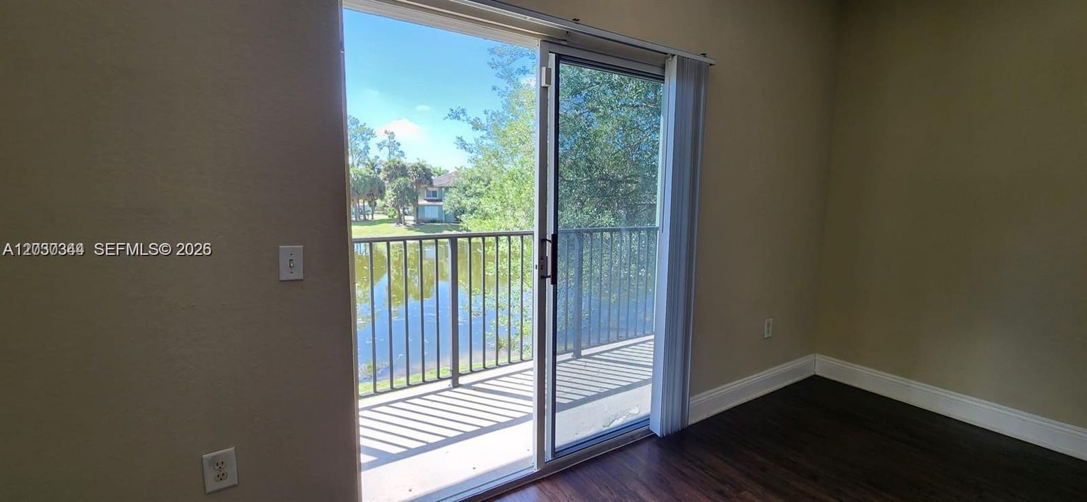 For Rent: $2,150 (2 beds, 2 baths, 1024 Square Feet)