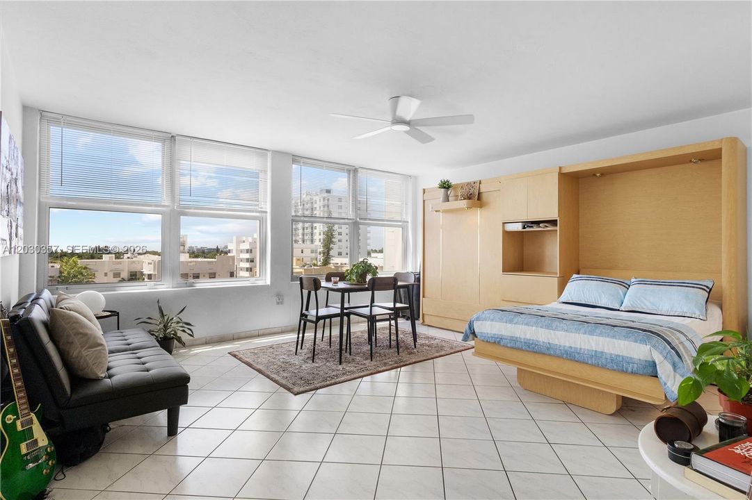 For Rent: $2,050 (0 beds, 1 baths, 518 Square Feet)