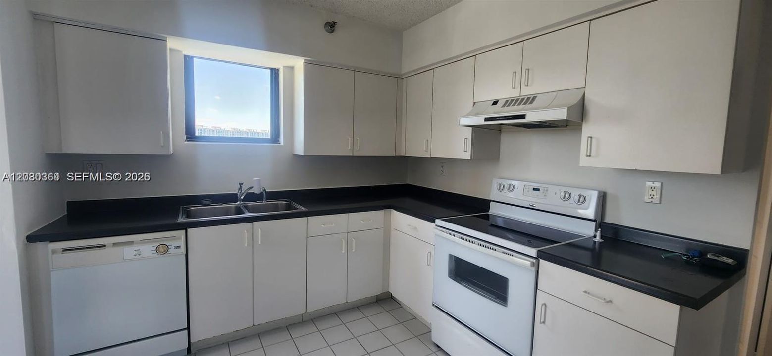 En Renta: $2,700 (2 camas, 2 baños, 1302 Pies cuadrados)