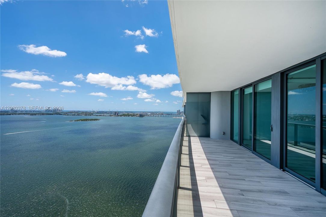 For Rent: $8,350 (3 beds, 3 baths, 1526 Square Feet)