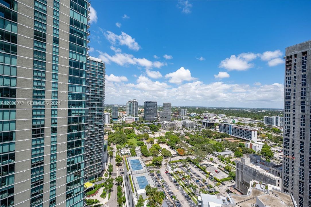 For Rent: $8,350 (3 beds, 3 baths, 1526 Square Feet)