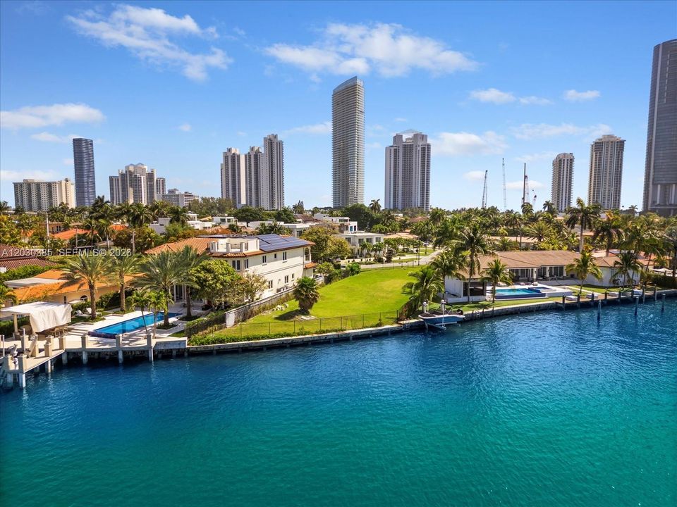 For Sale: $9,000,000 (0.32 acres)