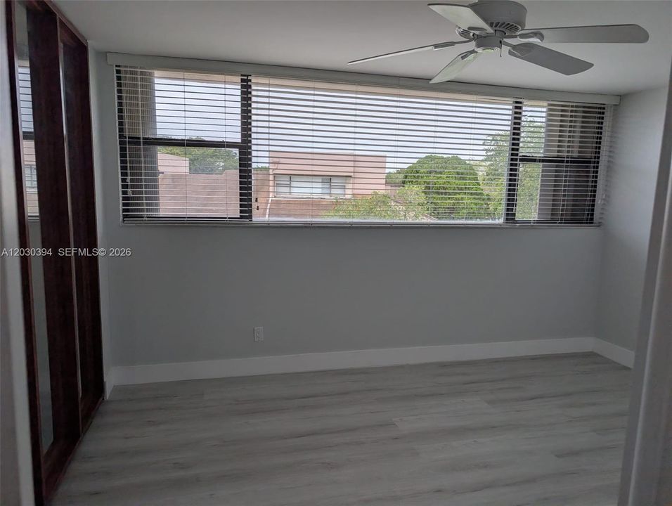 For Sale: $385,000 (2 beds, 2 baths, 1368 Square Feet)