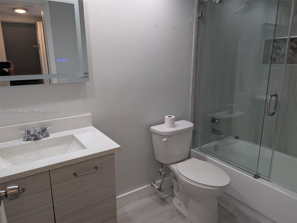 For Sale: $385,000 (2 beds, 2 baths, 1368 Square Feet)
