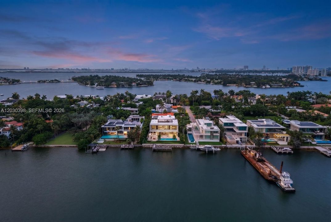 En Venta: $49,500,000 (7 camas, 6 baños, 8300 Pies cuadrados)