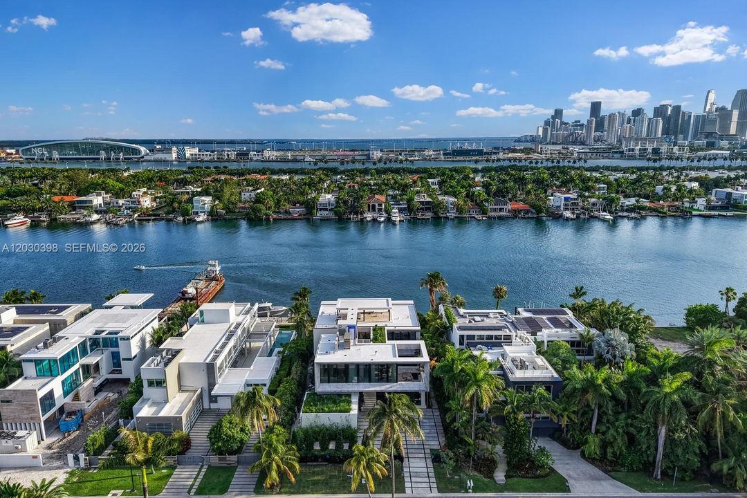 En Venta: $49,500,000 (7 camas, 6 baños, 8300 Pies cuadrados)