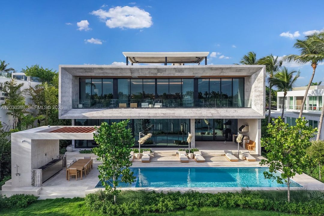 На продажу: $49,500,000 (7 спален, 6 ванн, 8300 Квадратных фут)