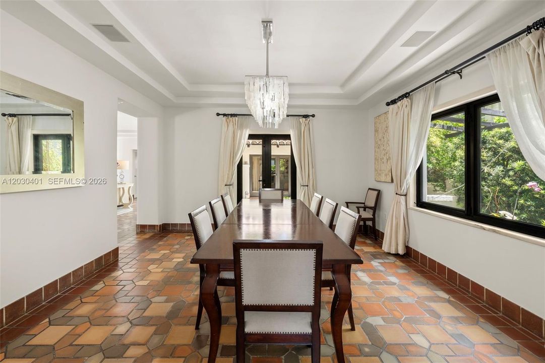 For Sale: $4,450,000 (5 beds, 4 baths, 4636 Square Feet)