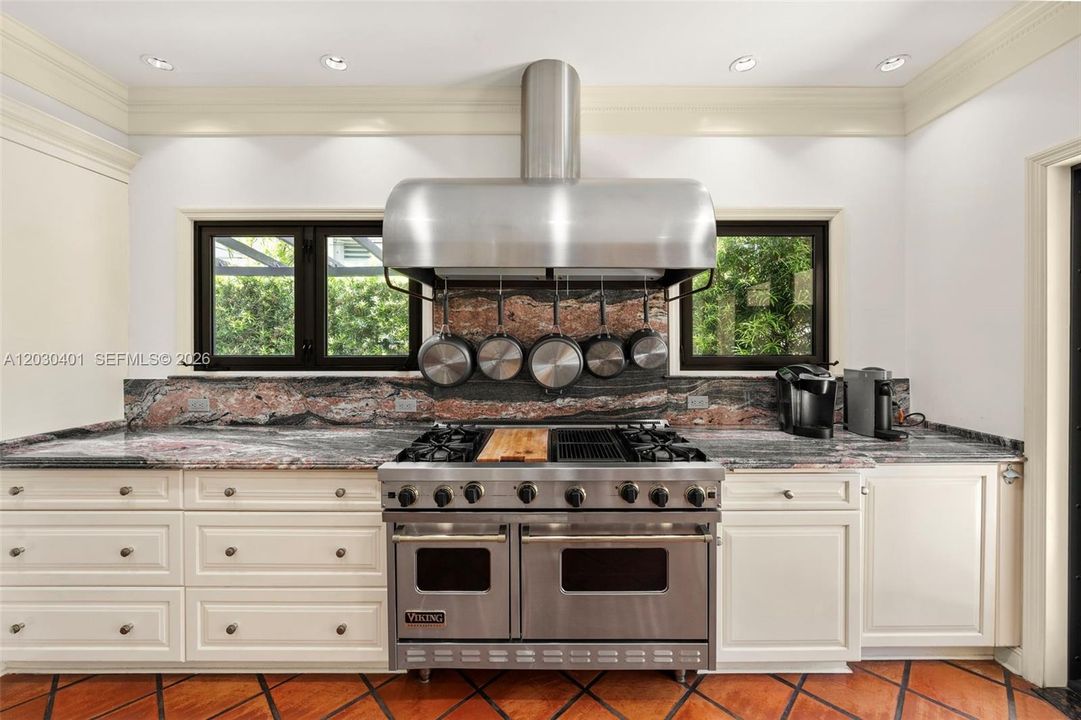 For Sale: $4,450,000 (5 beds, 4 baths, 4636 Square Feet)