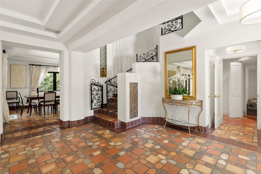 For Sale: $4,450,000 (5 beds, 4 baths, 4636 Square Feet)