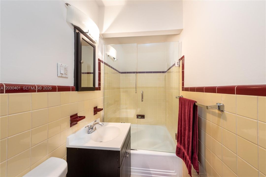 For Sale: $4,450,000 (5 beds, 4 baths, 4636 Square Feet)
