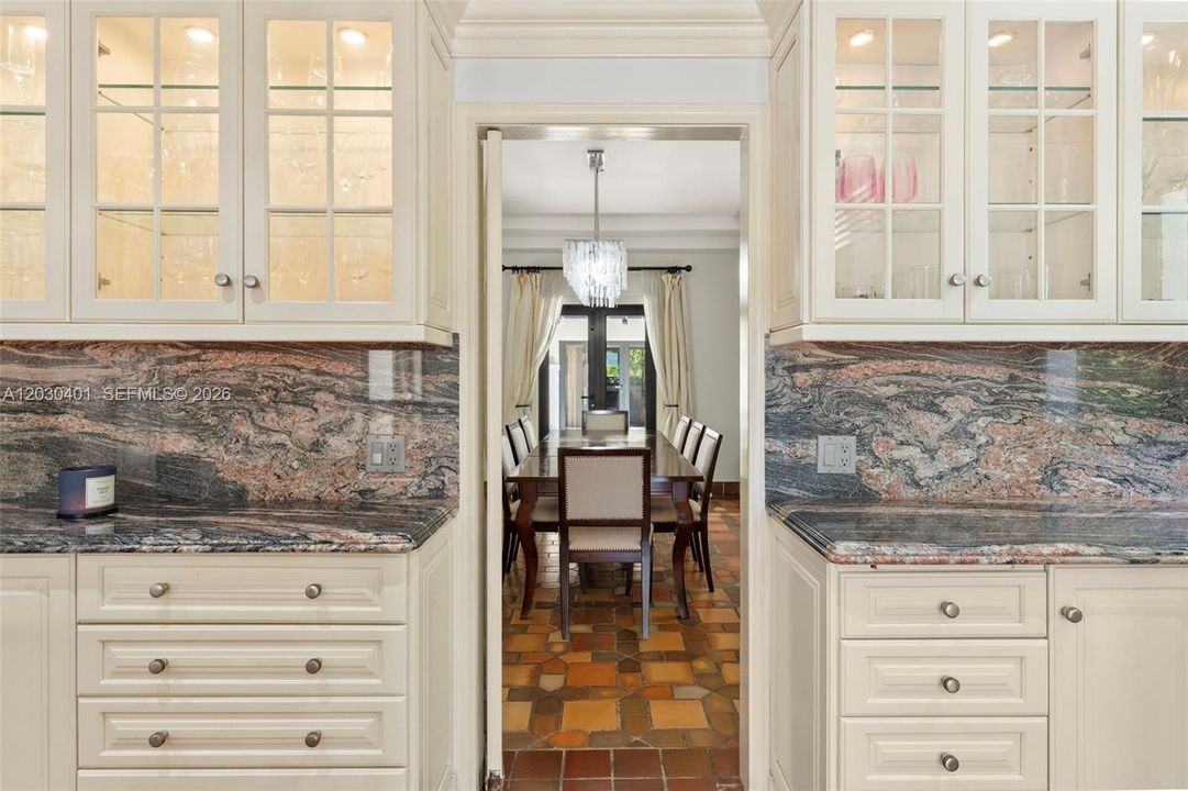For Sale: $4,450,000 (5 beds, 4 baths, 4636 Square Feet)