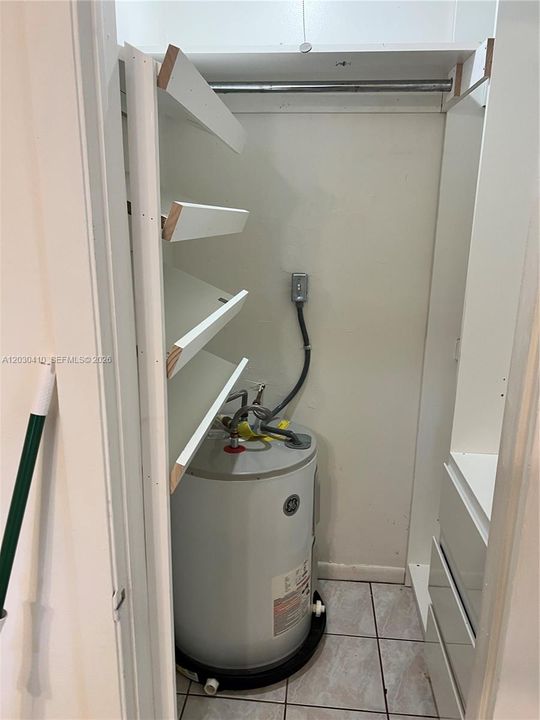Recently Rented: $1,150 (1 beds, 1 baths, 2208 Square Feet)