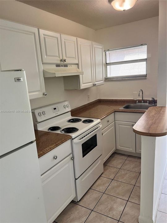 Recently Rented: $1,150 (1 beds, 1 baths, 2208 Square Feet)