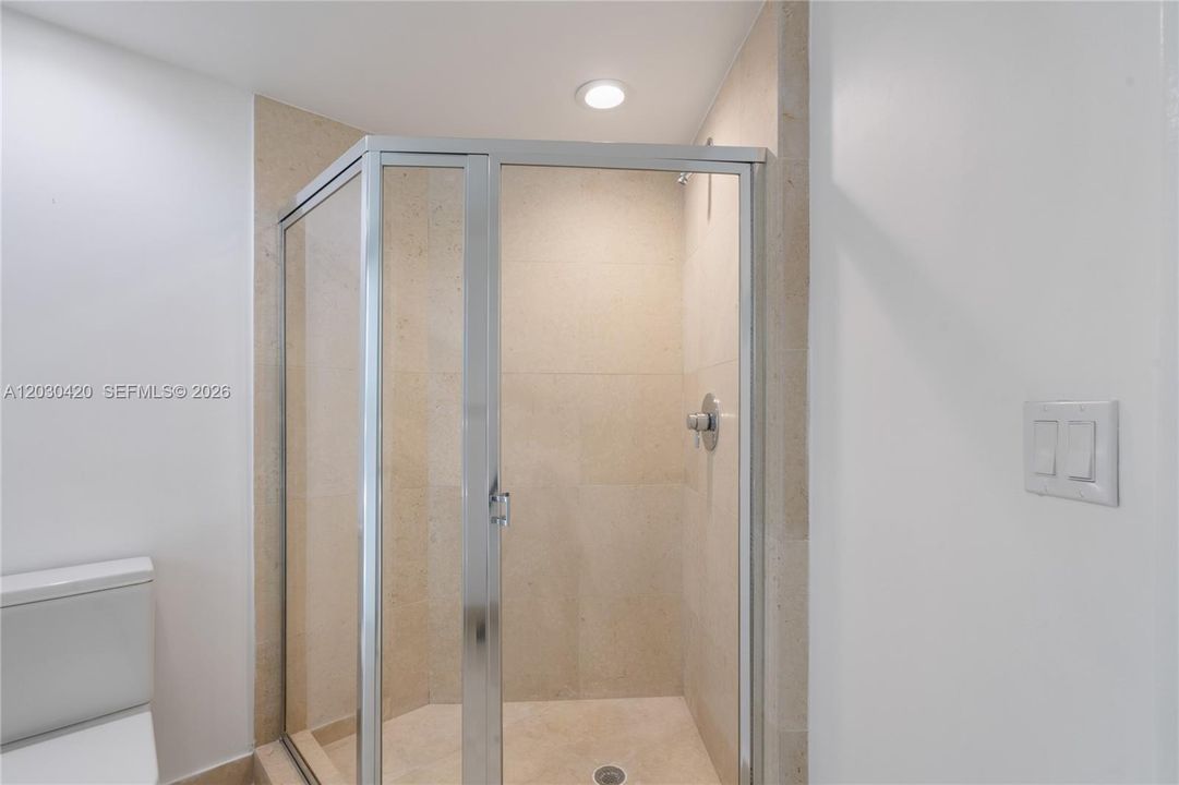 : $4,800 (2 спален, 2 ванн, 1290 Квадратных фут)