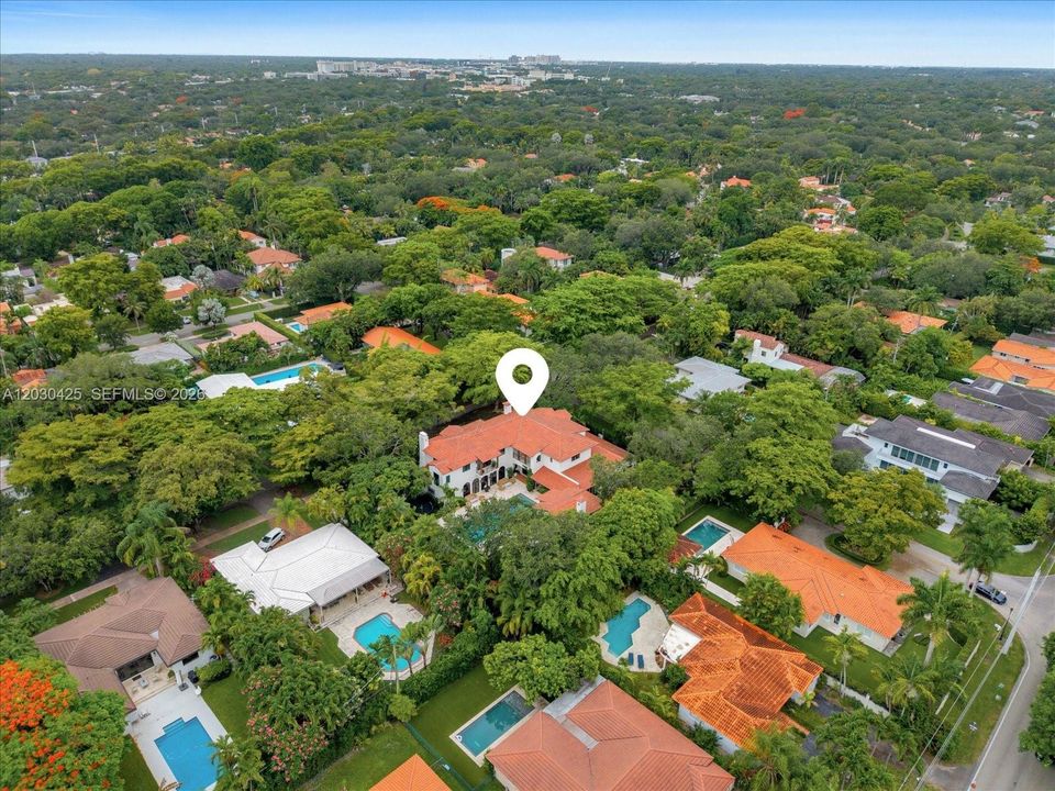 For Sale: $13,790,000 (8 beds, 9 baths, 7772 Square Feet)