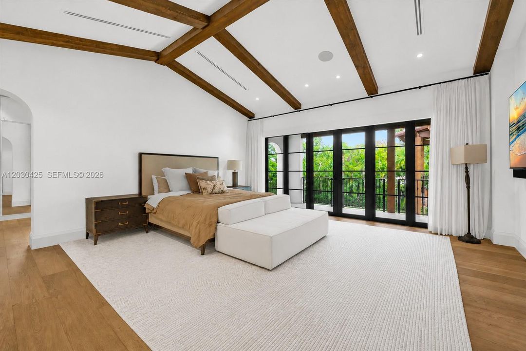 For Sale: $13,790,000 (8 beds, 9 baths, 7772 Square Feet)