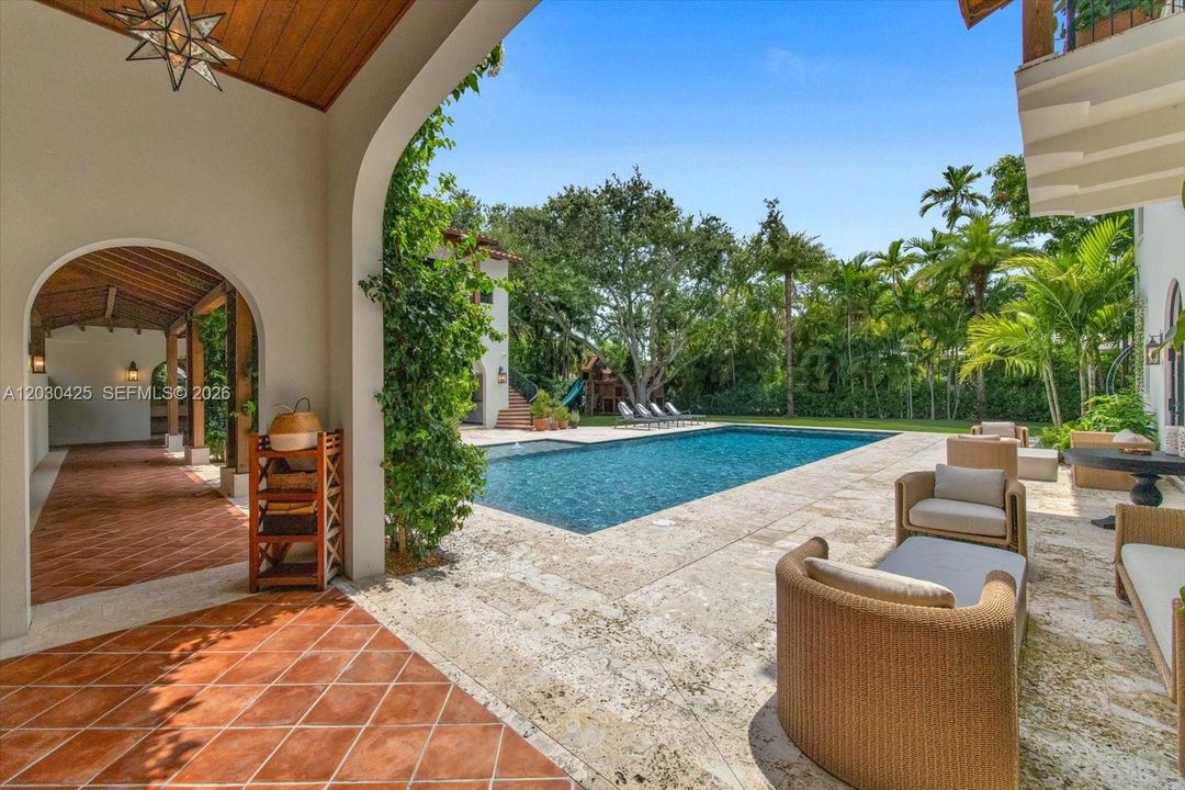 For Sale: $13,790,000 (8 beds, 9 baths, 7772 Square Feet)